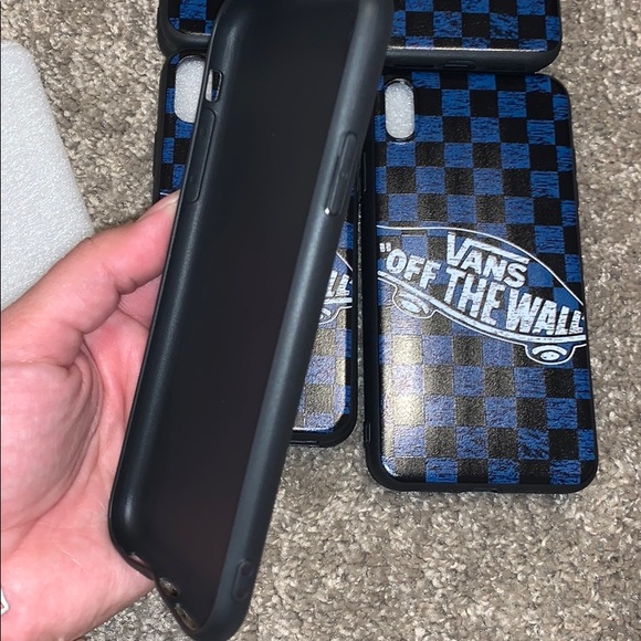 Free Vans iPhone Case - Picture 5 of 8